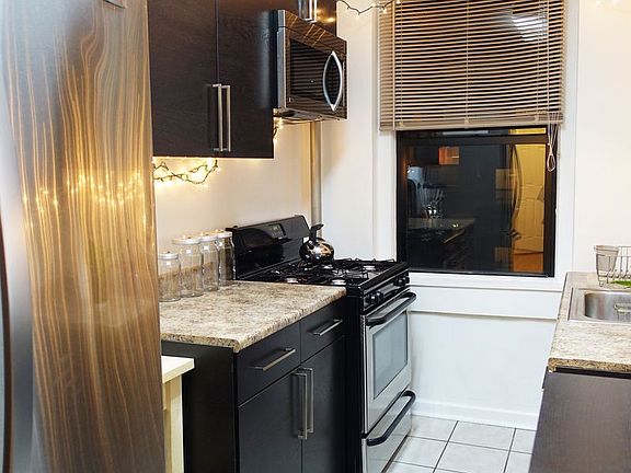 3rd image of 62-64 Saunders St APT P4