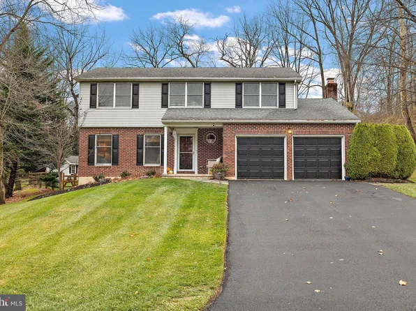 809 Christopher Ct, Hockessin, DE 19707