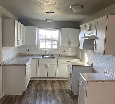 2nd image of 2206 Texas Ave