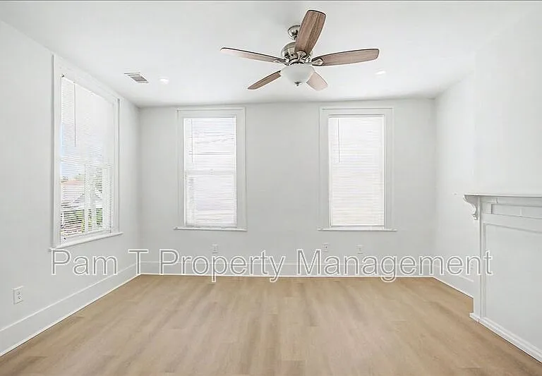 615 W 39th St #B — Photo 16