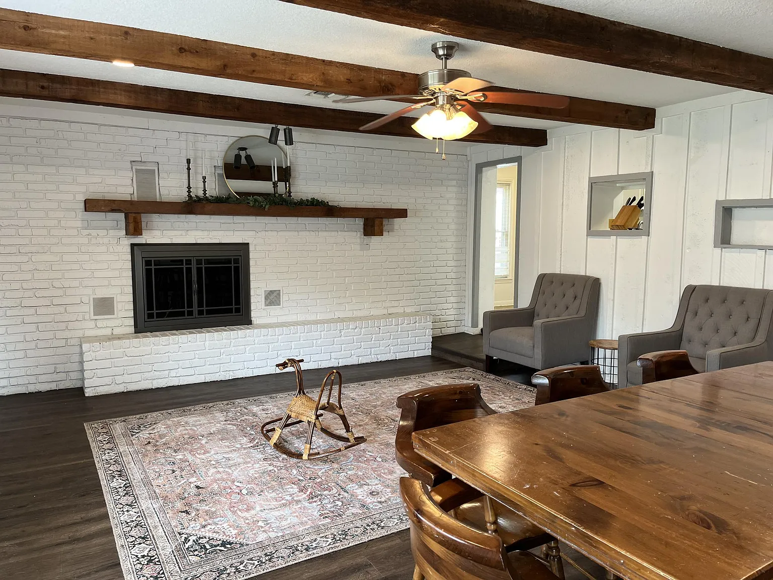 4 bed, 1996 sqft, $1,950 — Photo 3