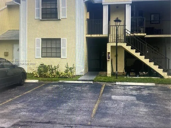 980 Constitution Dr #980C, Homestead, FL 33034
