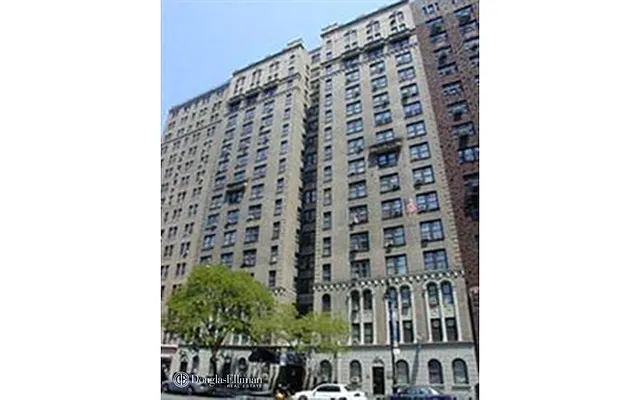 Rented by Douglas Elliman | media 24