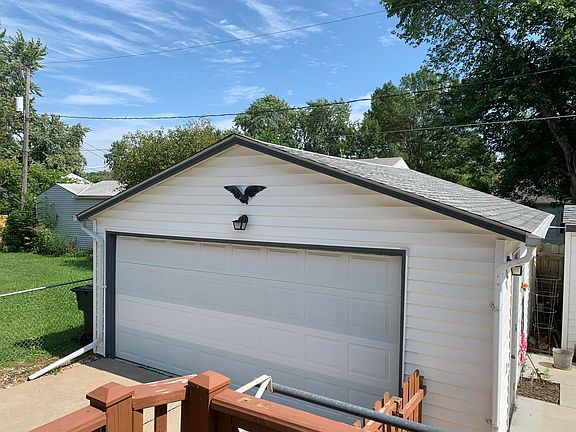3rd image of 4019 Wakeman Dr