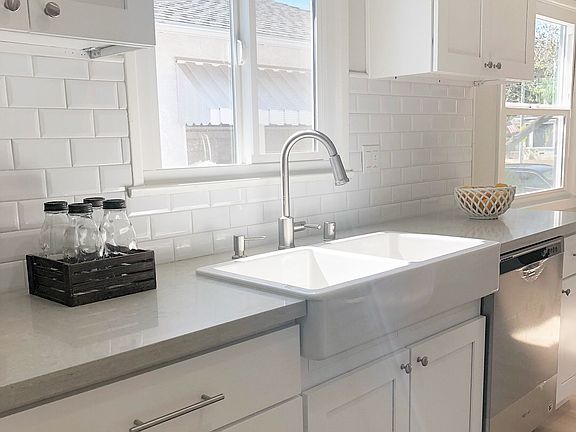 3rd image of 6138 Harvey Way