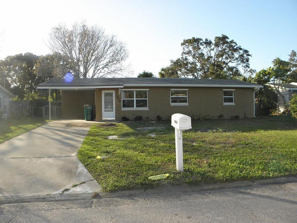 1st image of 1848 Oakwood Dr