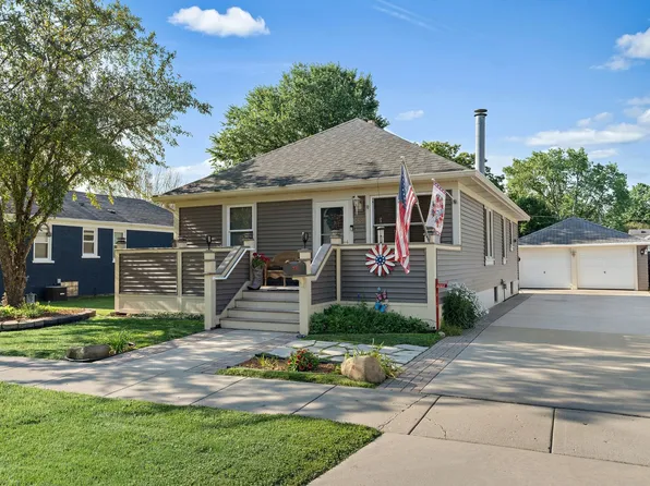 439 Illinois St, Dundee, IL 60118