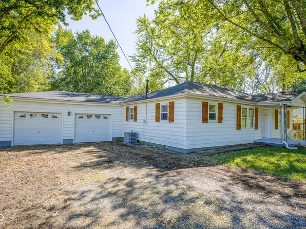 200 S East St, Springport, IN 47386