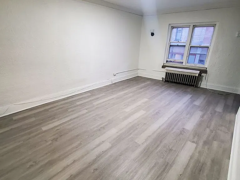 614 6th St. (12 Unit +2 Commercial) — Photo 10