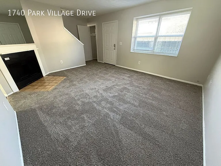 1740 Park Village Dr — Photo 22