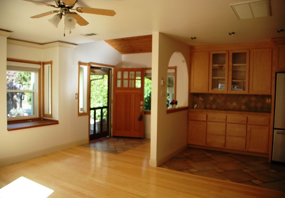 1st image of 210 Railroad Ave