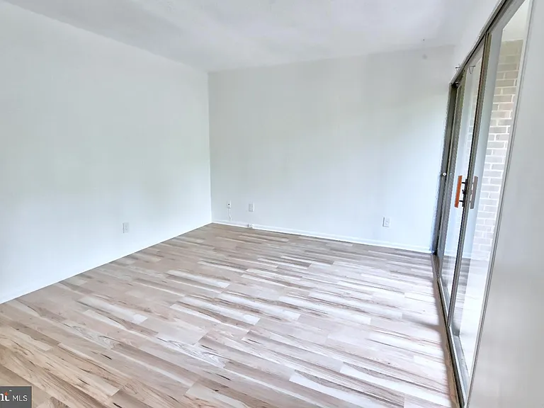 1580 Moorings Dr #11B — Photo 41