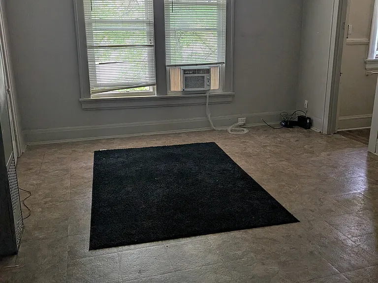1713 Nash St NW #B — Photo 2