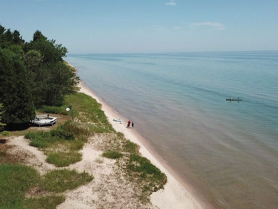 9300 S Sandwood Ln, Oostburg, WI 53070 Zillow