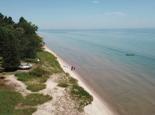 9300 S Sandwood Ln, Oostburg, WI 53070
