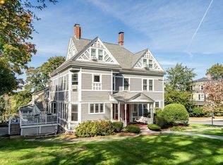 79 Chestnut St #2, Newton, MA 02465
