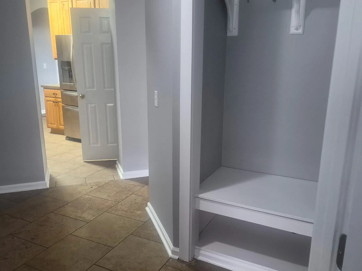 4 bed, 2093 sqft, $2,100 — Photo 4