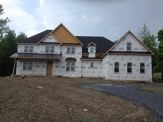 2nd image of 8 Chatham Cir