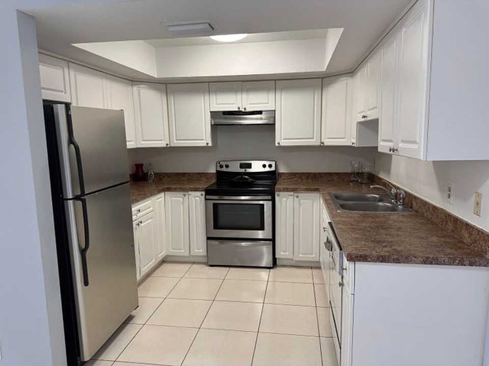 1st image of 2519 Griffin Sq