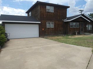 100 Inverness St, Borger, TX 79007