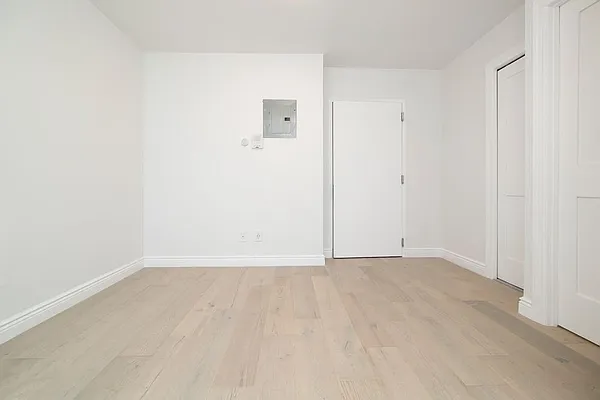 Rented by REAL New York | media 4