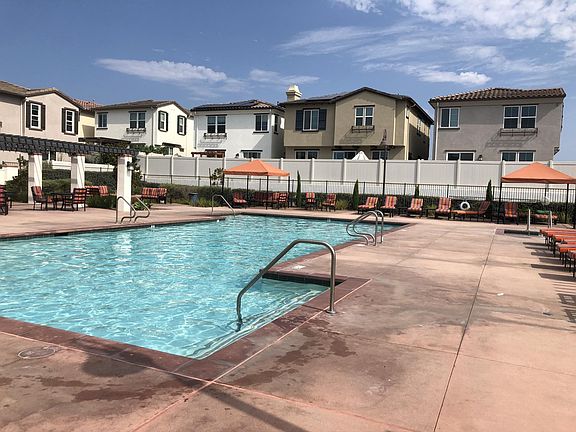 2nd image of 4148 Sitio Cielo #4148