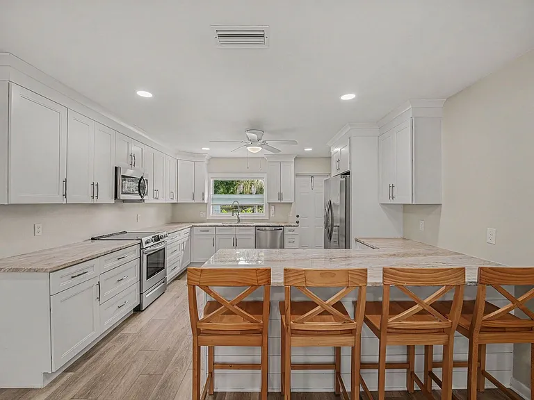 20 Hardee Cir N — Photo 10