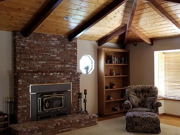 4th image of 940 Lanini Dr