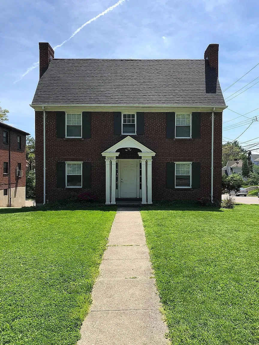 Bellewood — Photo 1