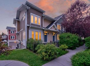 721 E Auburn Bay Sq SE, Calgary, AB T3M0Y7