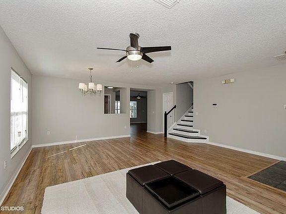 3rd image of 4523 Philadelphia Cir