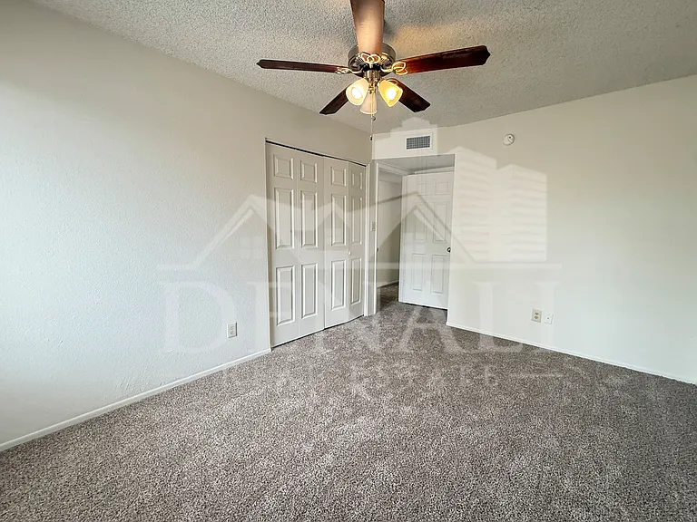 1016 W Nido Ave — Photo 20