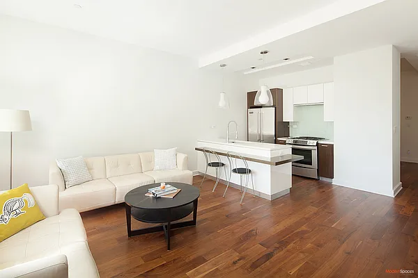 Sold by Modern Spaces | media 2