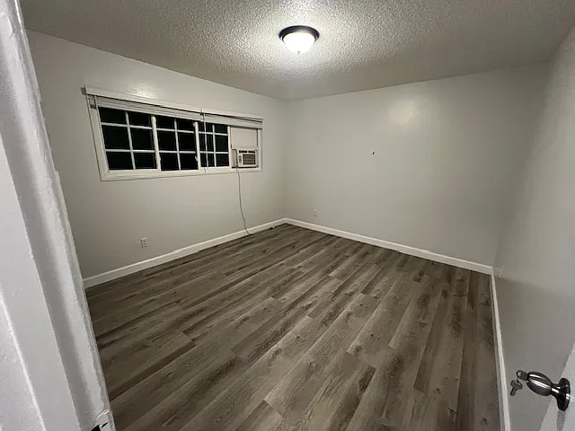 12516 Chadwell St — Photo 13