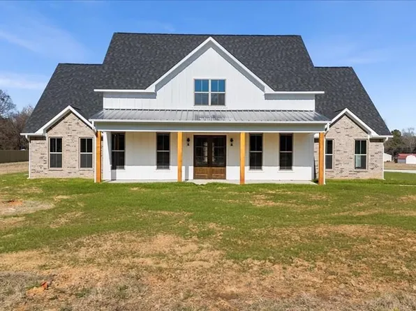 30 Bunker Hl, Hooks, TX 75561