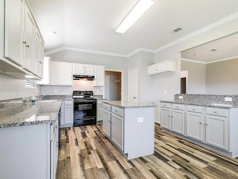 228 Meadow View Ln — Photo 15