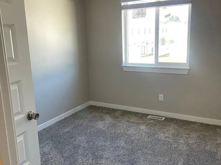 2015 Lawrence Ln #102 — Photo 17