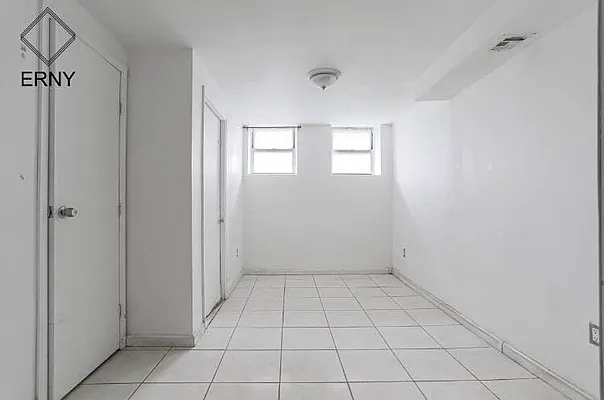 Rented by ERNY LLC | media 36