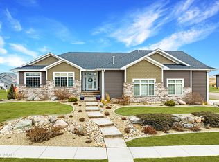 3914 Clairmont Rd, Bismarck, ND 58503