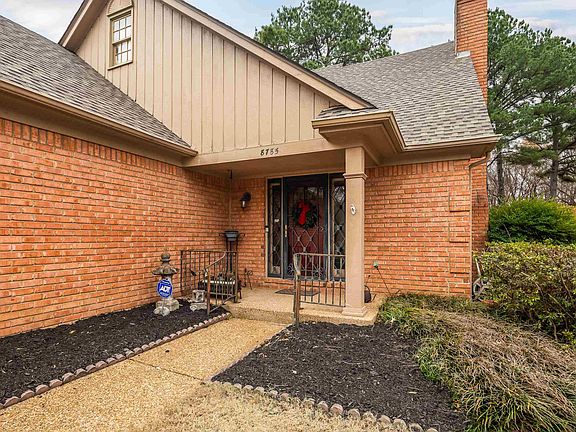 3rd image of 8785 Cedar Mills Cir