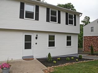 390-392 Sunset Rd, Pittsburgh, PA 15237