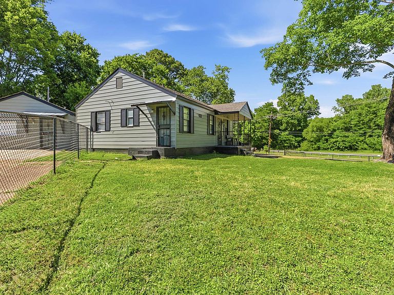 Listing photo 4