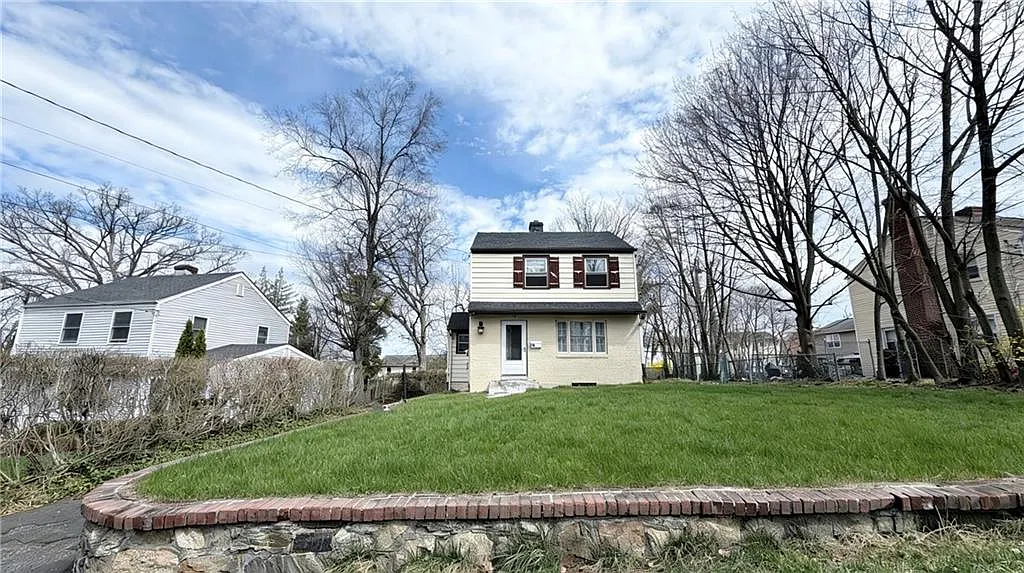 40 Greenvale Cir photo 1