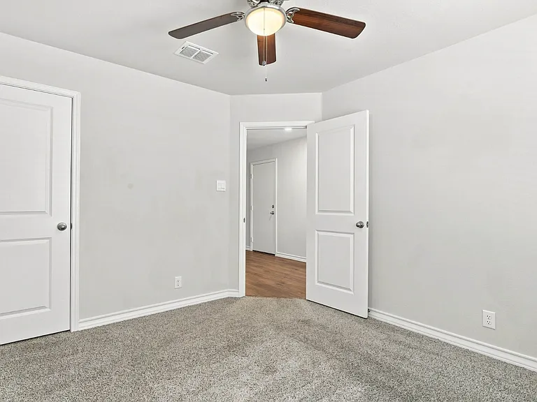 1710 Lavender Hl — Photo 8