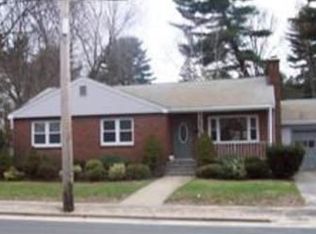 993 Salem St, Lynnfield, MA 01940