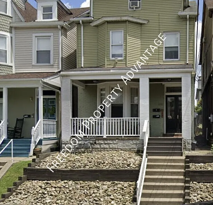 129 Cohassett St #2