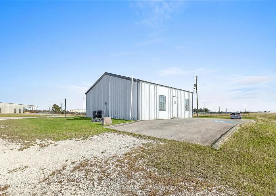 299 Rita Dr