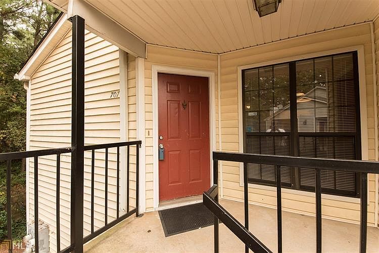 1st image of 707 Windchase Ln #15