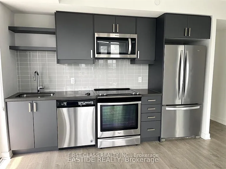 50 Wellesley St E #3910 — Photo 3