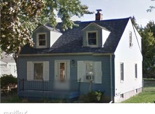 19454 Kenosha St, Harper Woods, MI 48225